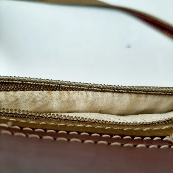 Giovane Shoulder Bag - Picture 13 of 13